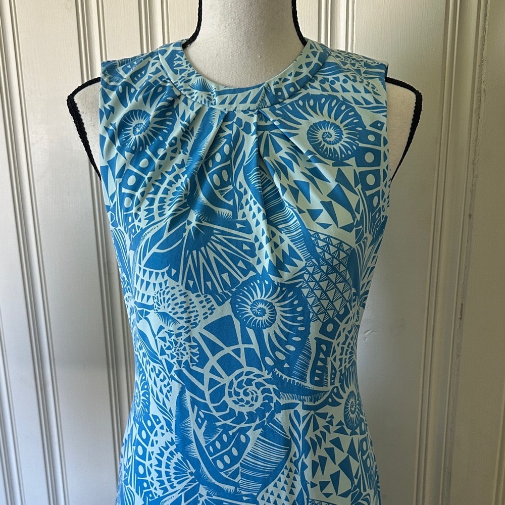 J. McLaughlin Blue and White Patterned Dress Size XS NWOT